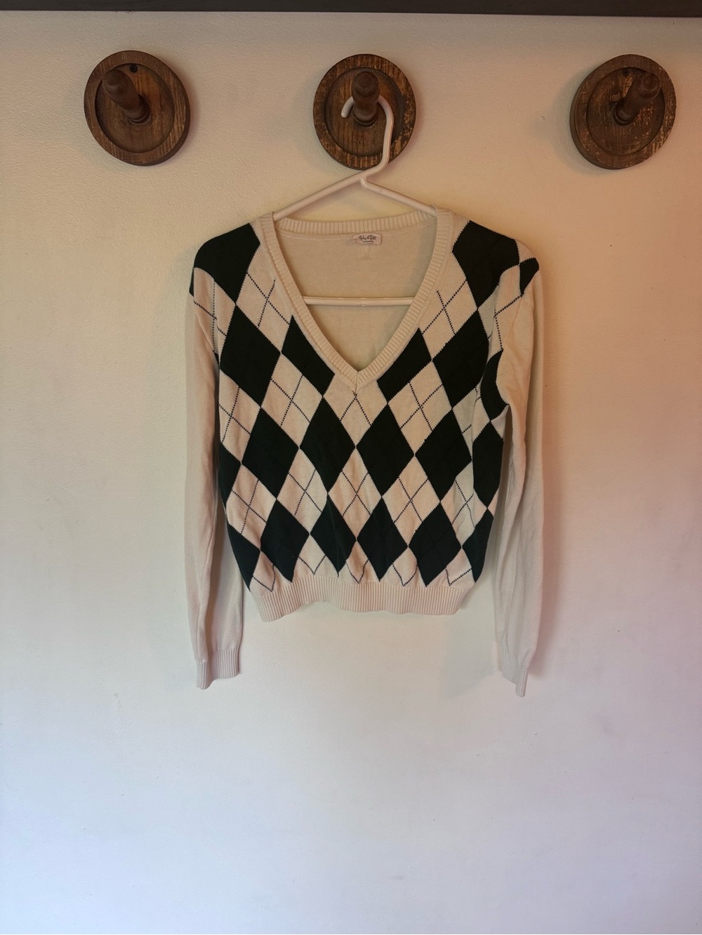 Brandy Melville John Galt Cream & Dark Green Argyle V-Neck Sweater